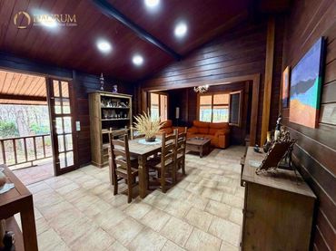 Villa avec piscine à vendre à URBANIZACIÓN MONTE JUCAR C/8