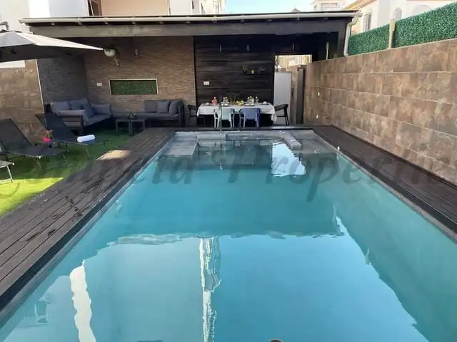 Adossat en venda a Nueva Nerja