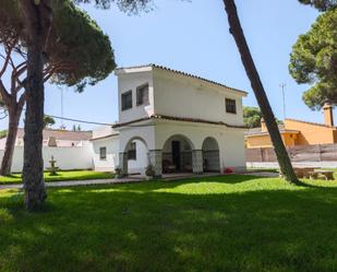 Exterior view of House or chalet for sale in Chiclana de la Frontera  with Private garden, Terrace and Storage room