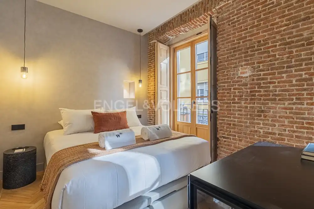 Bedroom of Flat for rent in Madrid  with Air Conditioner, Heating and Furnished