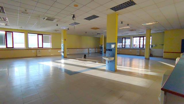 Local comercial en Venta en Santander - 1º DE MAYO en Peñacastillo - Nueva Montaña
