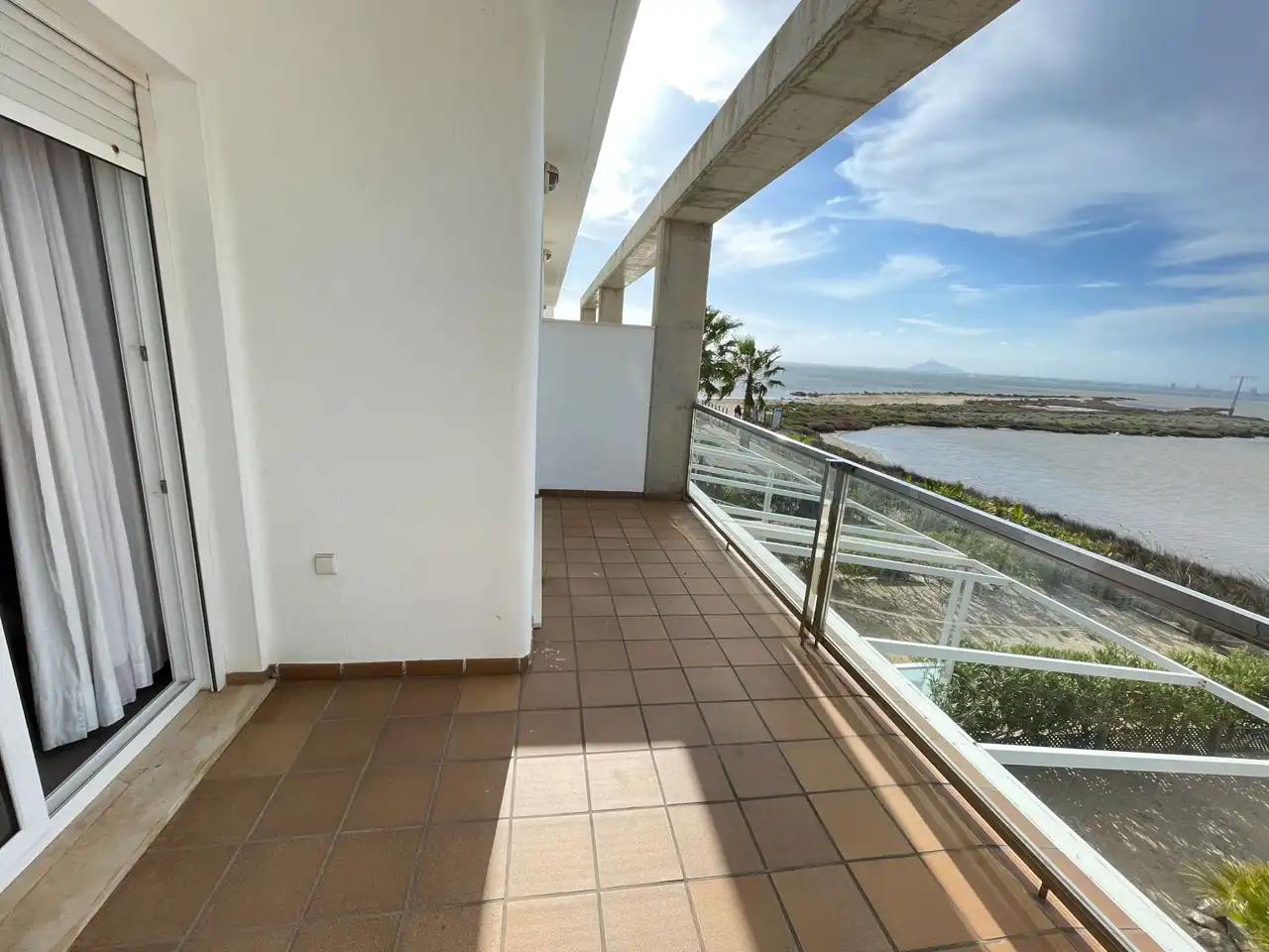 Terraza de Apartamento en venta en La Manga del Mar Menor con Aire acondicionado, Calefacción y Terraza