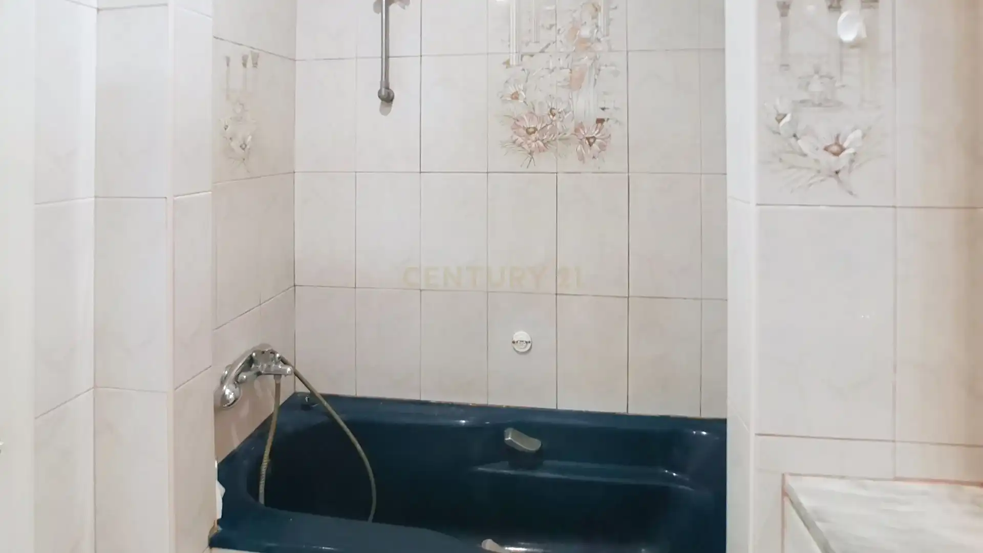 Baño de Apartamento en venta en Fuengirola con Jardín privado, Trastero y Piscina