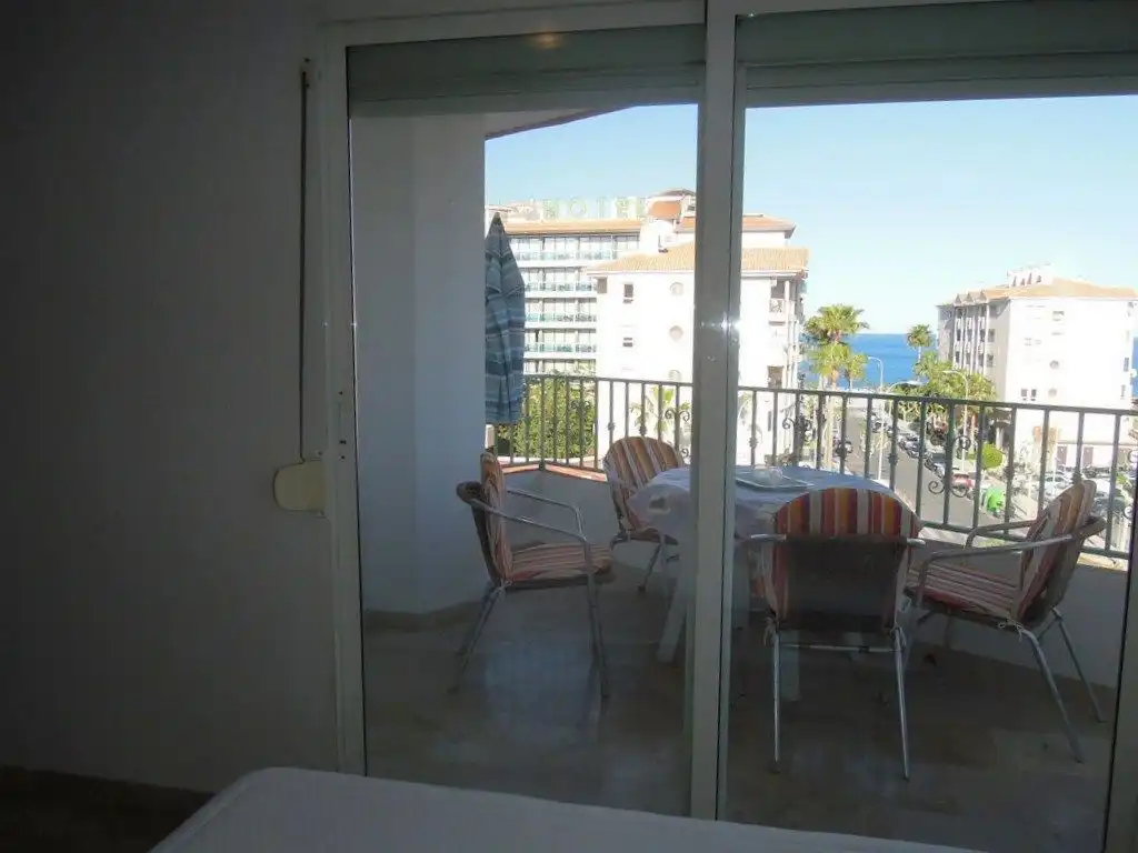 Habitación de Apartamento en venta en L'Alfàs del Pi con Aire acondicionado, Calefacción y Terraza