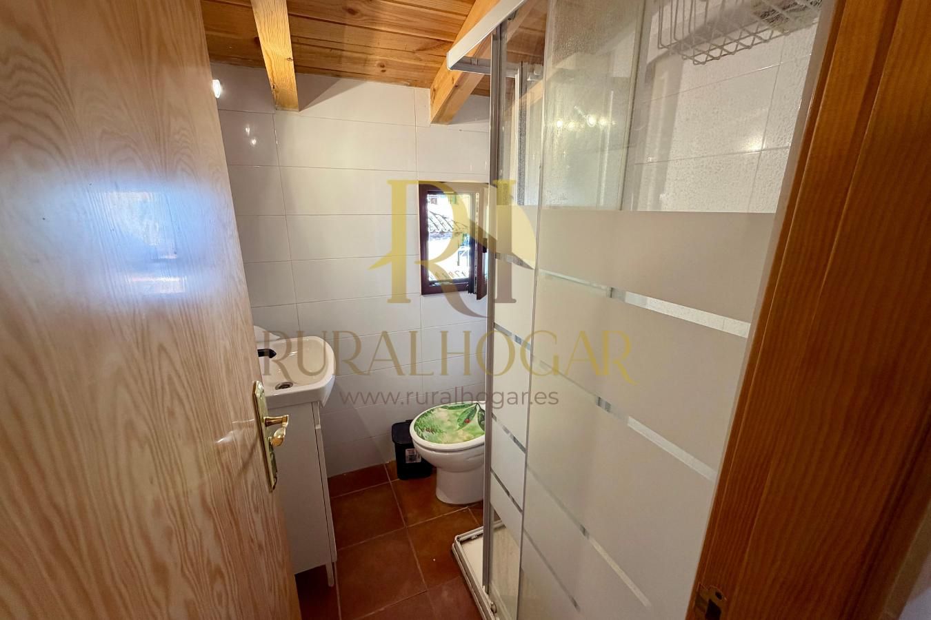 Bany de Edifici en venda en Molina de Aragón