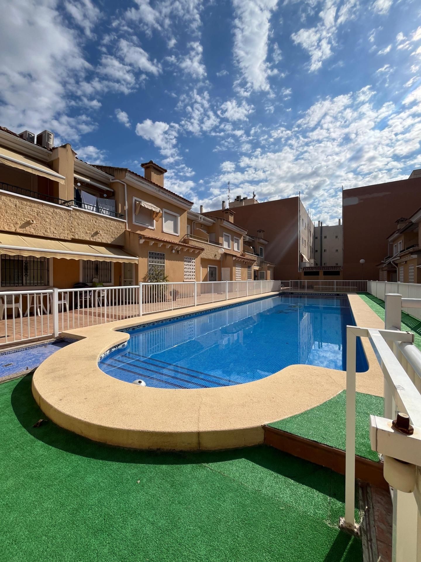 Piscina de Dúplex en venda en Elche / Elx amb Aire condicionat, Calefacció i Jardí privat