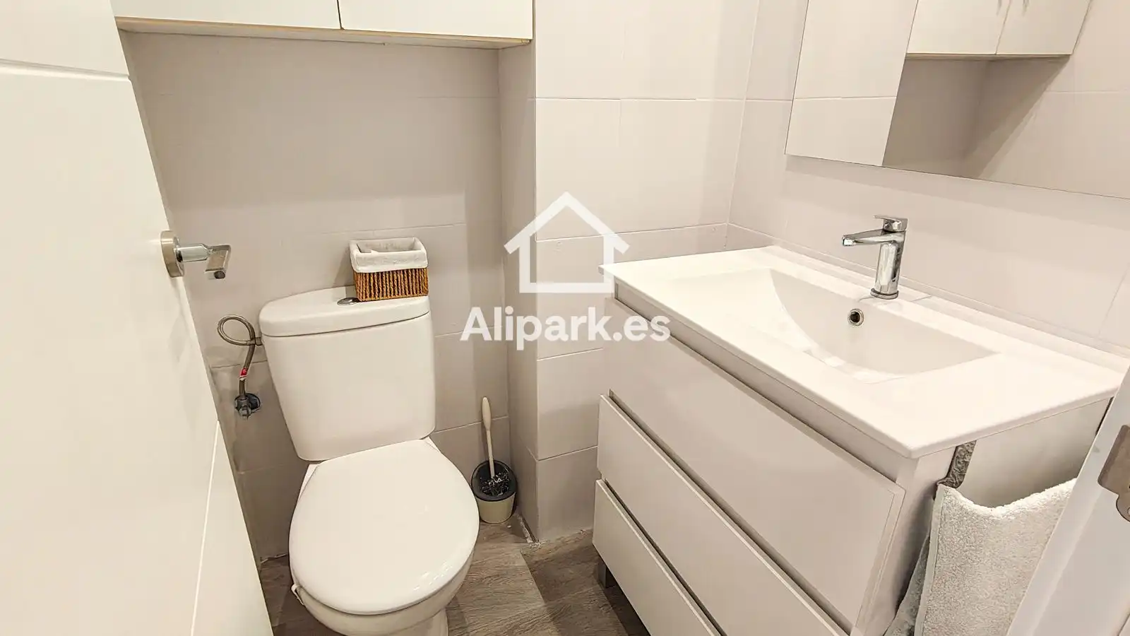 Außenansicht von Wohnung zum Verkauf in El Campello mit Terrasse, Schwimmbad und Gemeinschaftspool