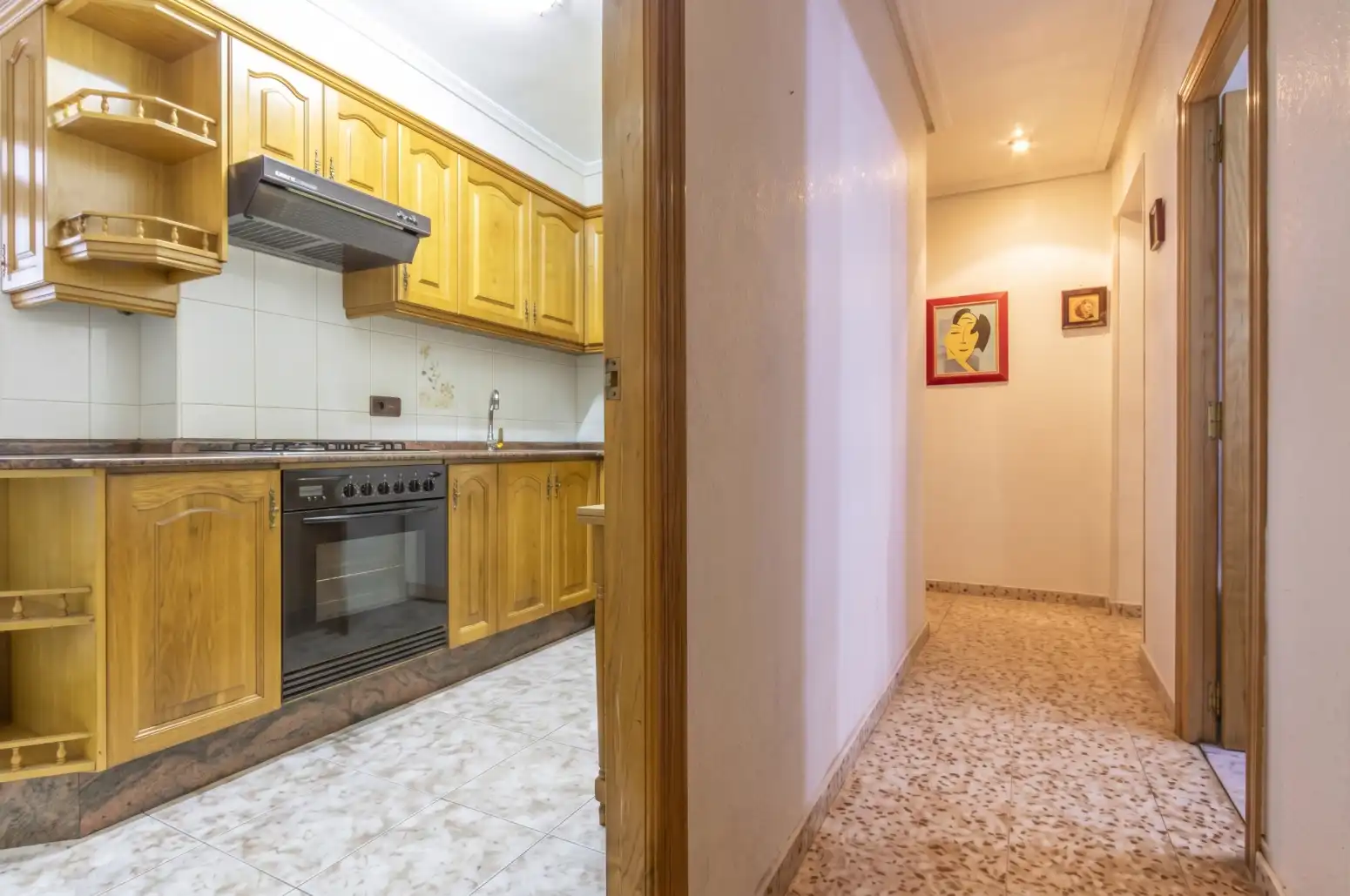 Flat with terrace for sale in La Constitución - Canaleta