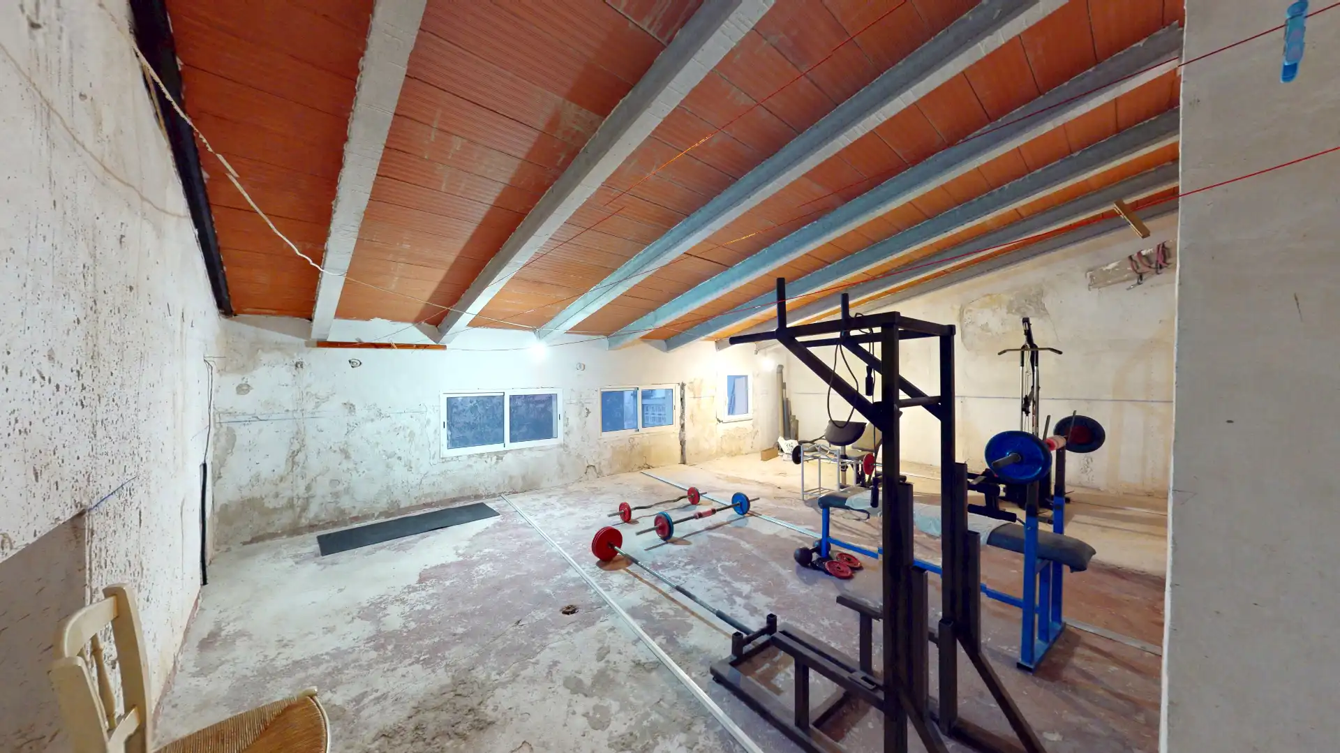 Einfamilien-Reihenhaus zum Verkauf in Onil mit Klimaanlage und Balkon
