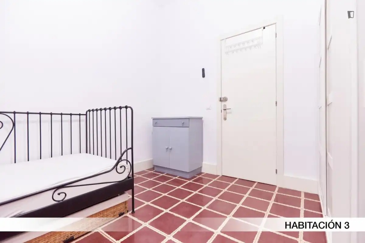 Habitación en Sector Sur - La Palmera - Reina Mercedes