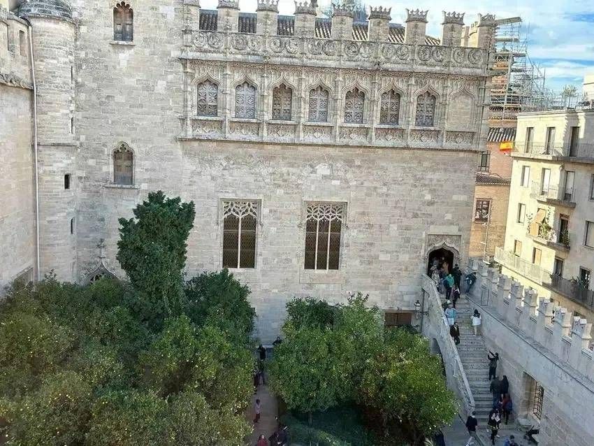 Exterior view of Attic for sale in  Valencia Capital  with Air Conditioner, Heating and Balcony