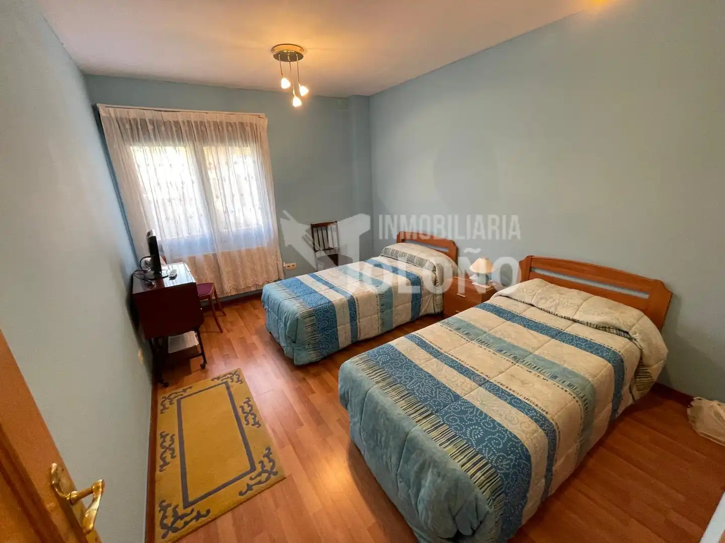 Habitación de Apartamento en venta en Cuzcurrita de Río Tirón con Calefacción, Parquet y Terraza