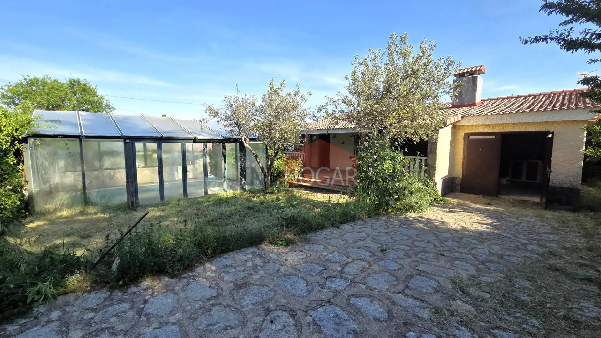 Jardín de Casa o chalet en venta en Herradón de Pinares con Calefacción, Terraza y Trastero
