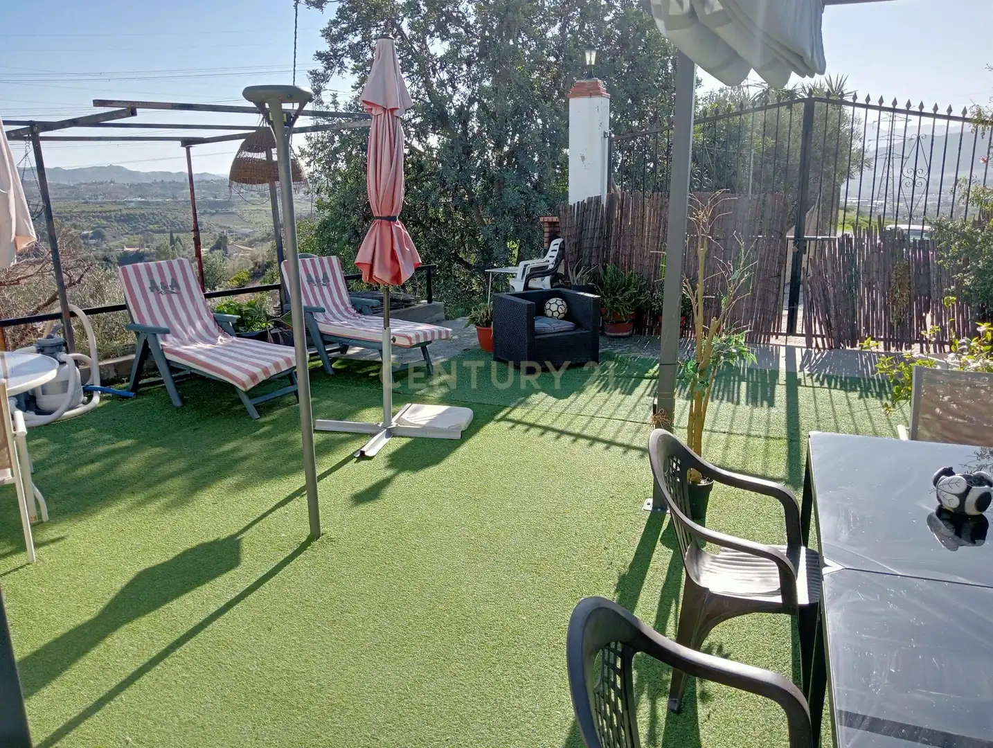 Terrassa de Casa o xalet en venda en Cártama amb Jardí privat, Traster i Piscina