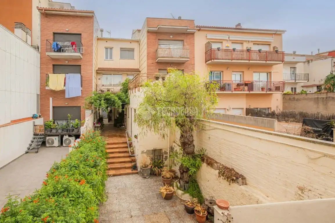 Casa aparellada amb terrassa en venda a Centre - Can Nadal, imagen 16