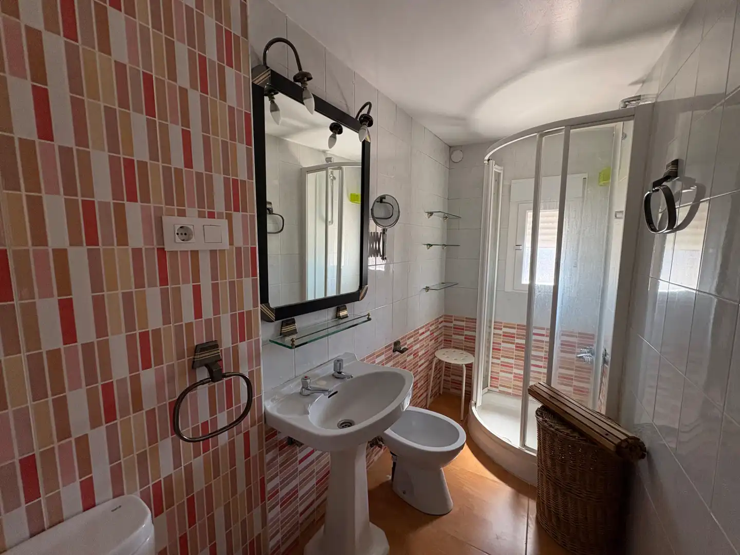 Badezimmer von Haus oder Chalet zum Verkauf in Llerena mit Terrasse, Möbliert und Ofen