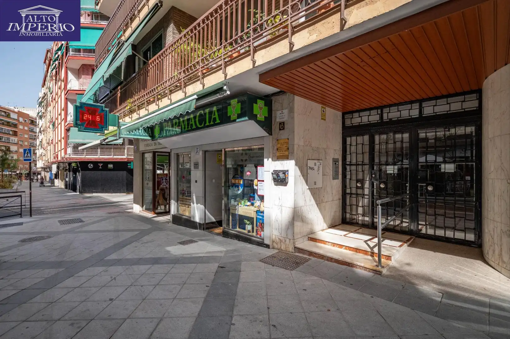 Piso con terraza en venta en Calle EMPERATRIZ EUGENIA 6, imagen 8