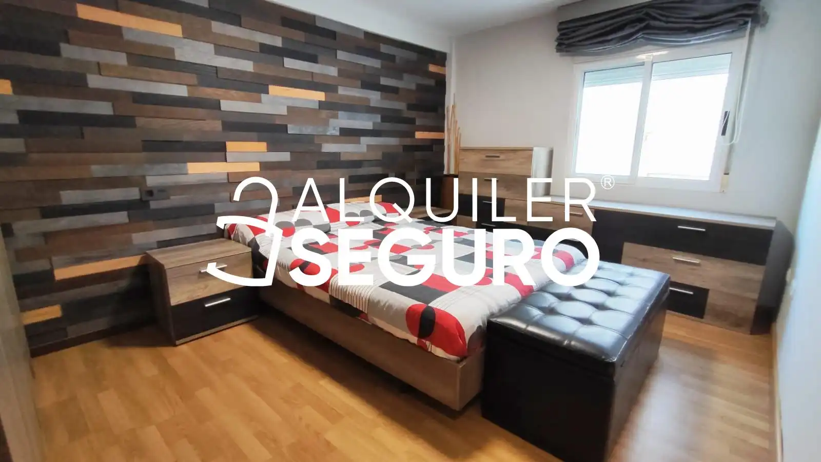 Bedroom of Flat for rent in  Valencia Capital  with Air Conditioner and Furnished