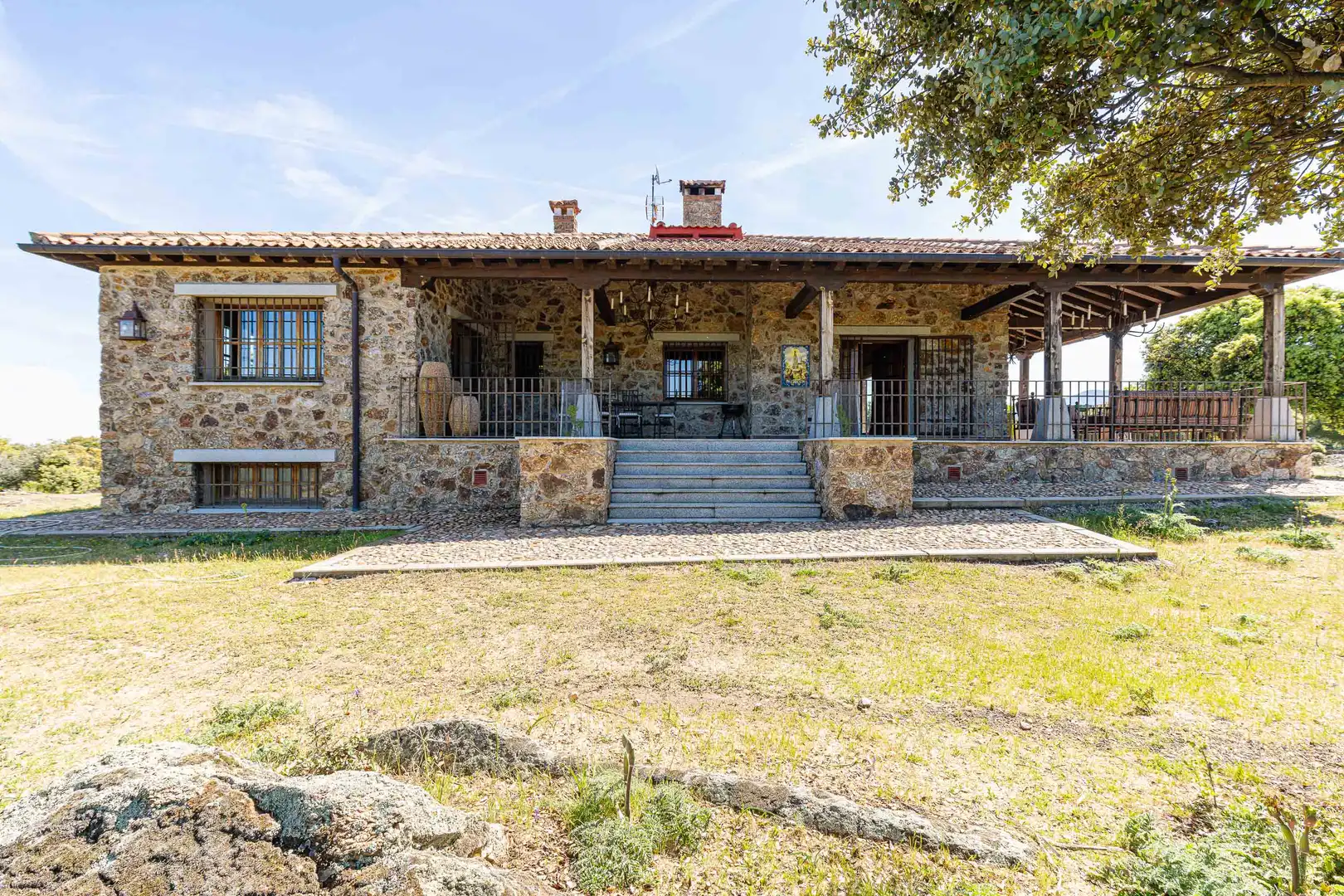Vista exterior de Casa o xalet en venda en Ortigosa del Monte amb Calefacció, Jardí privat i Terrassa
