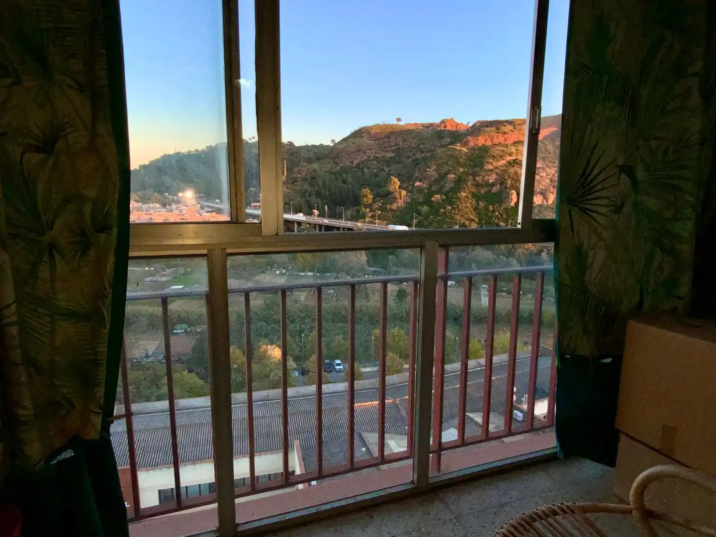 Habitación de Piso en venta en Martorell con Horno, Microondas y TV