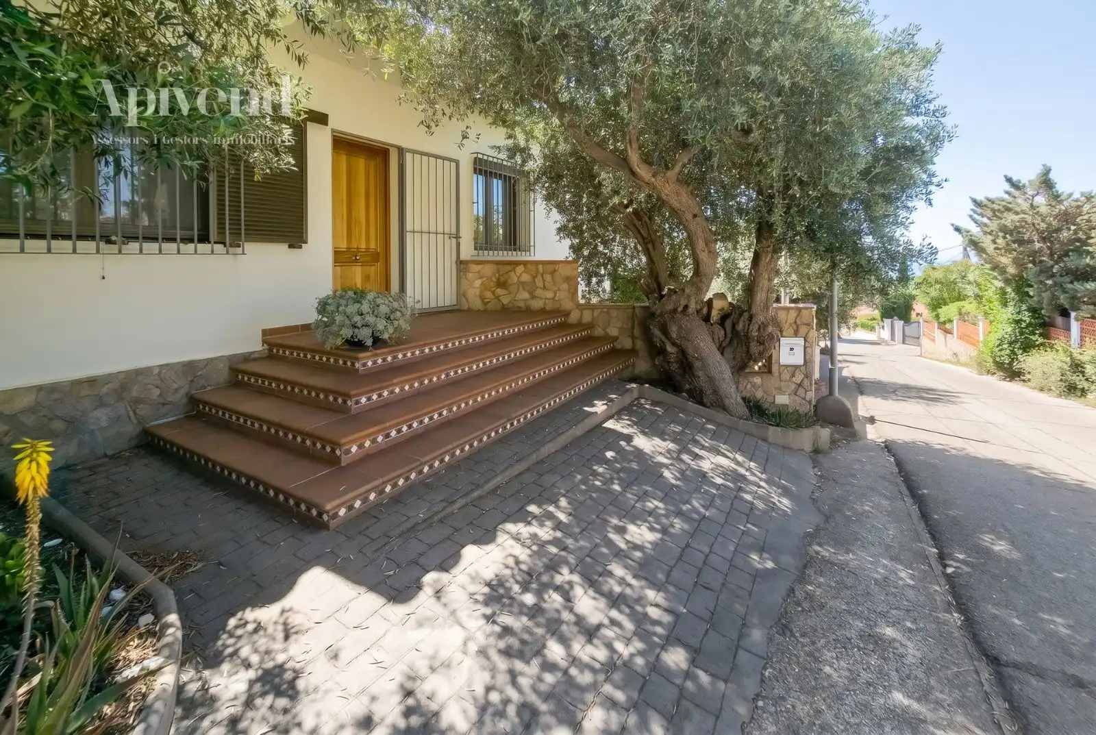 Exterior view of Houses for sale in Roses  with Air Conditioner, Heating and Private garden