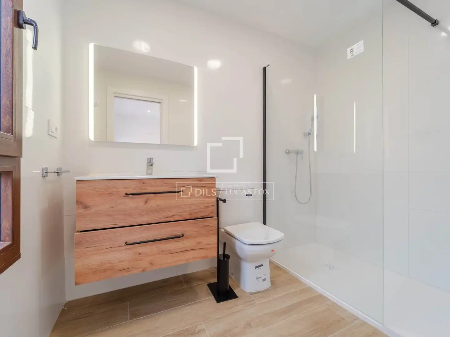 Bathroom of Houses for rent in L'Eliana  with Air Conditioner, Heating and Terrace