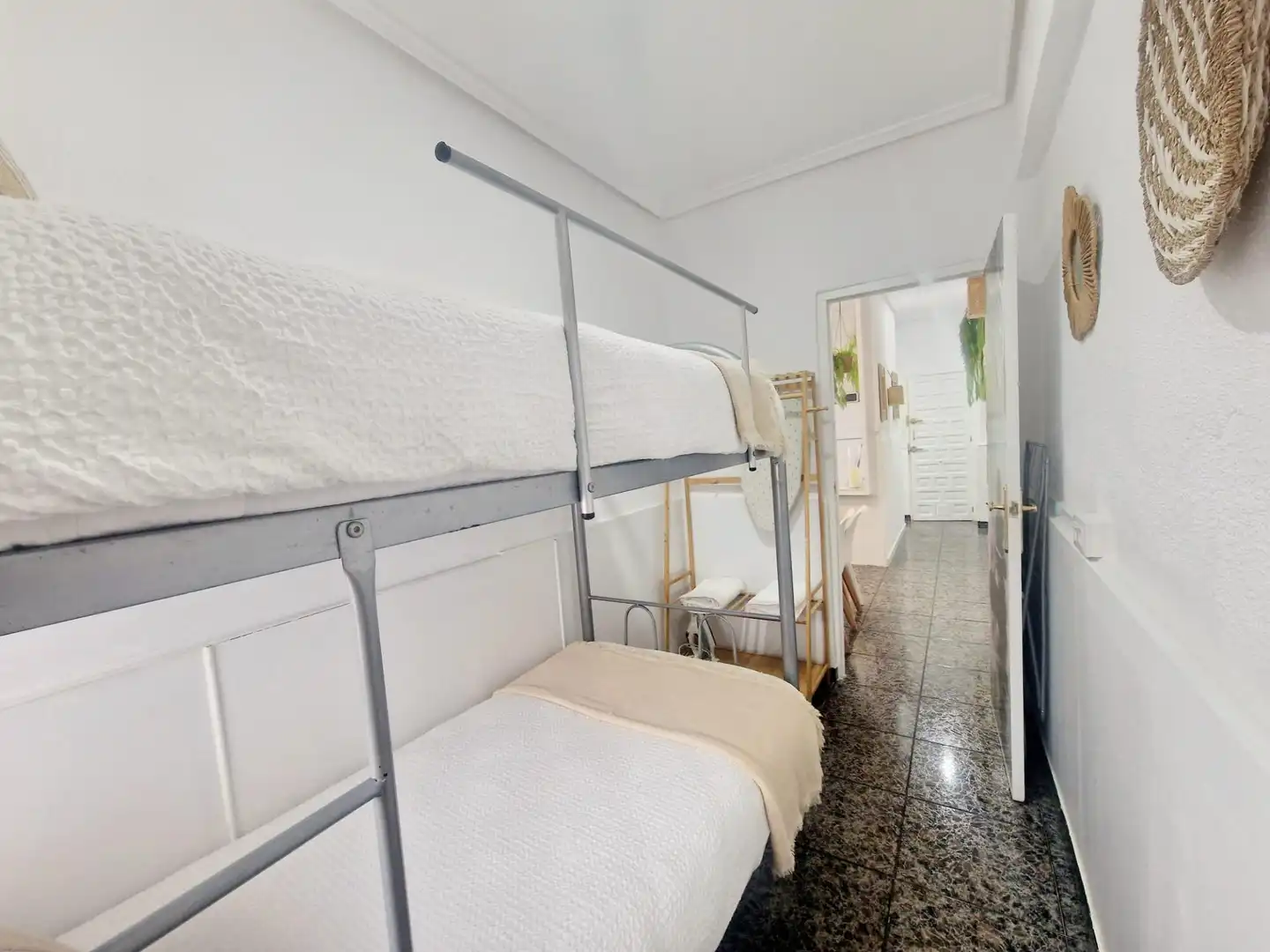 Habitación de Apartamento en venta en Águilas con Aire acondicionado, Calefacción y Amueblado