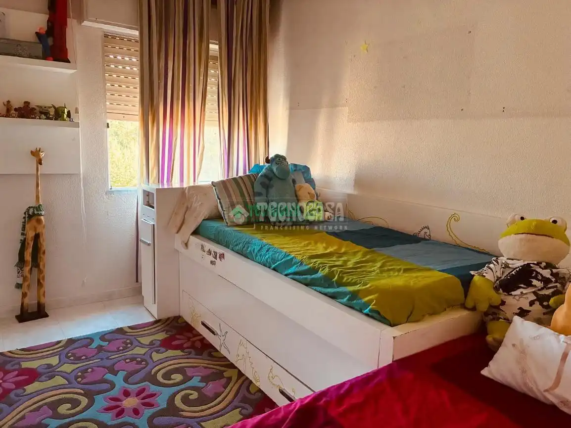 Habitación de Piso en venta en Olías del Rey con Aire acondicionado, Calefacción y Terraza