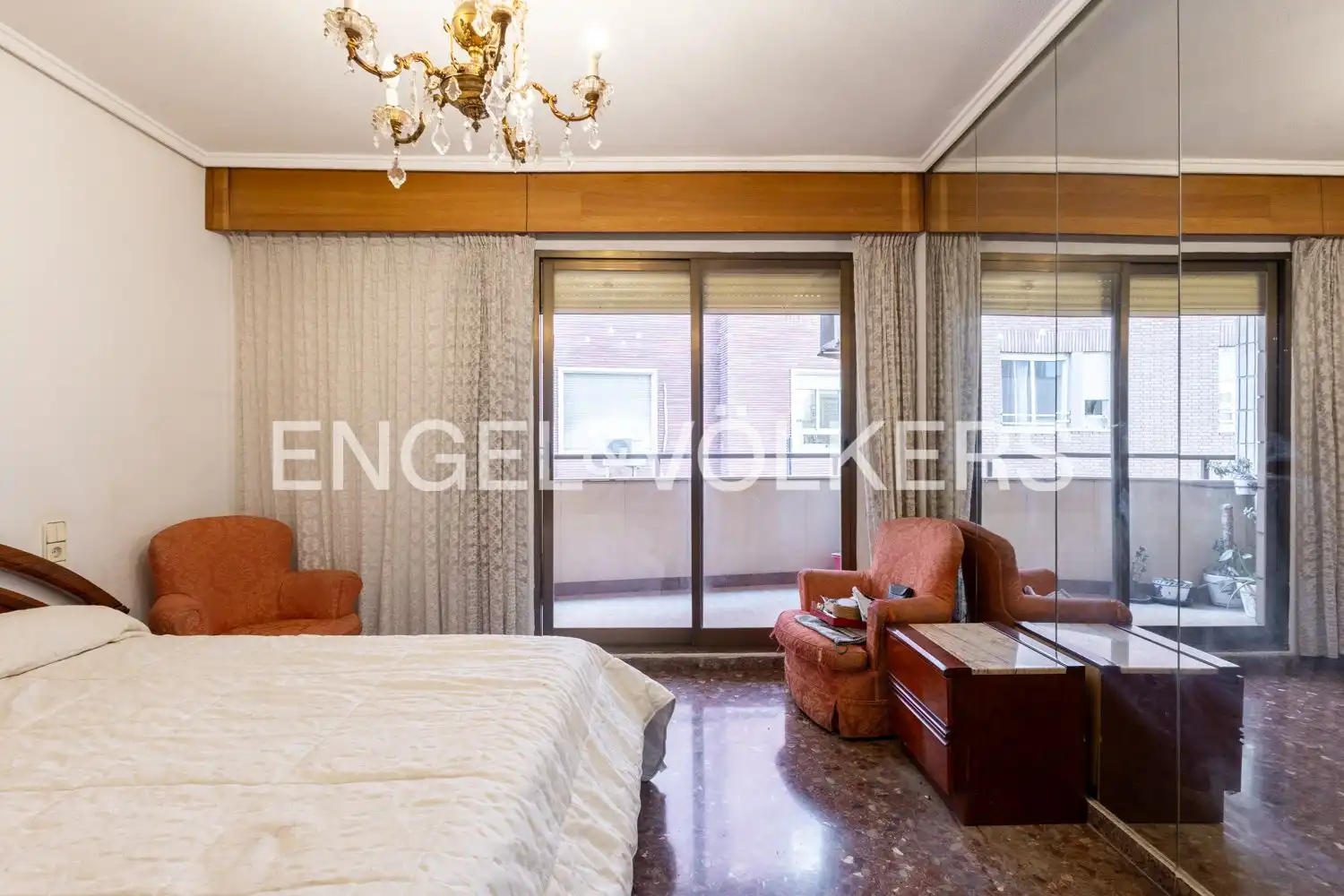 Habitación de Piso en venta en Valencia con Aire acondicionado, Calefacción y Trastero