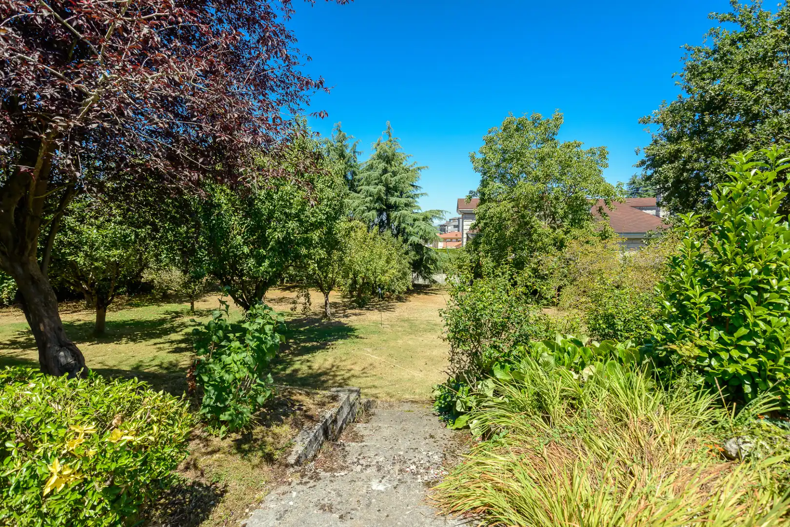 Jardín de Casa o chalet en venta en Oviedo  con Calefacción, Jardín privado y Parquet