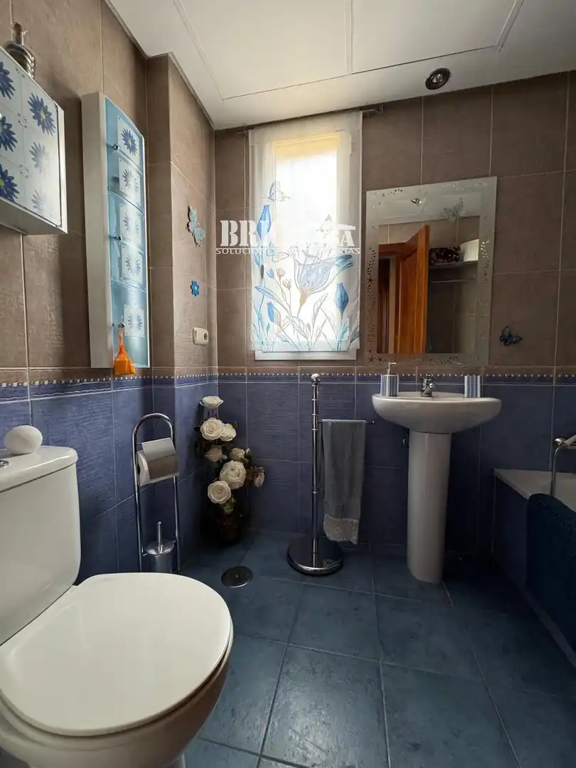 Baño de Piso en venta en Cáceres con Aire acondicionado, Calefacción y Terraza