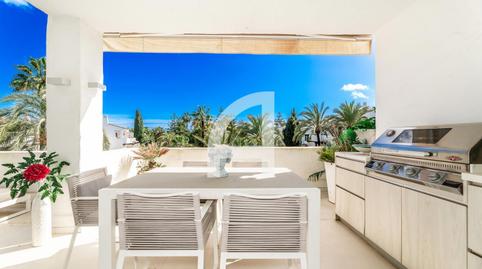 Photo 3 of Flat for sale in Alfonos de Hoenhlohe, Puente Romano, Málaga