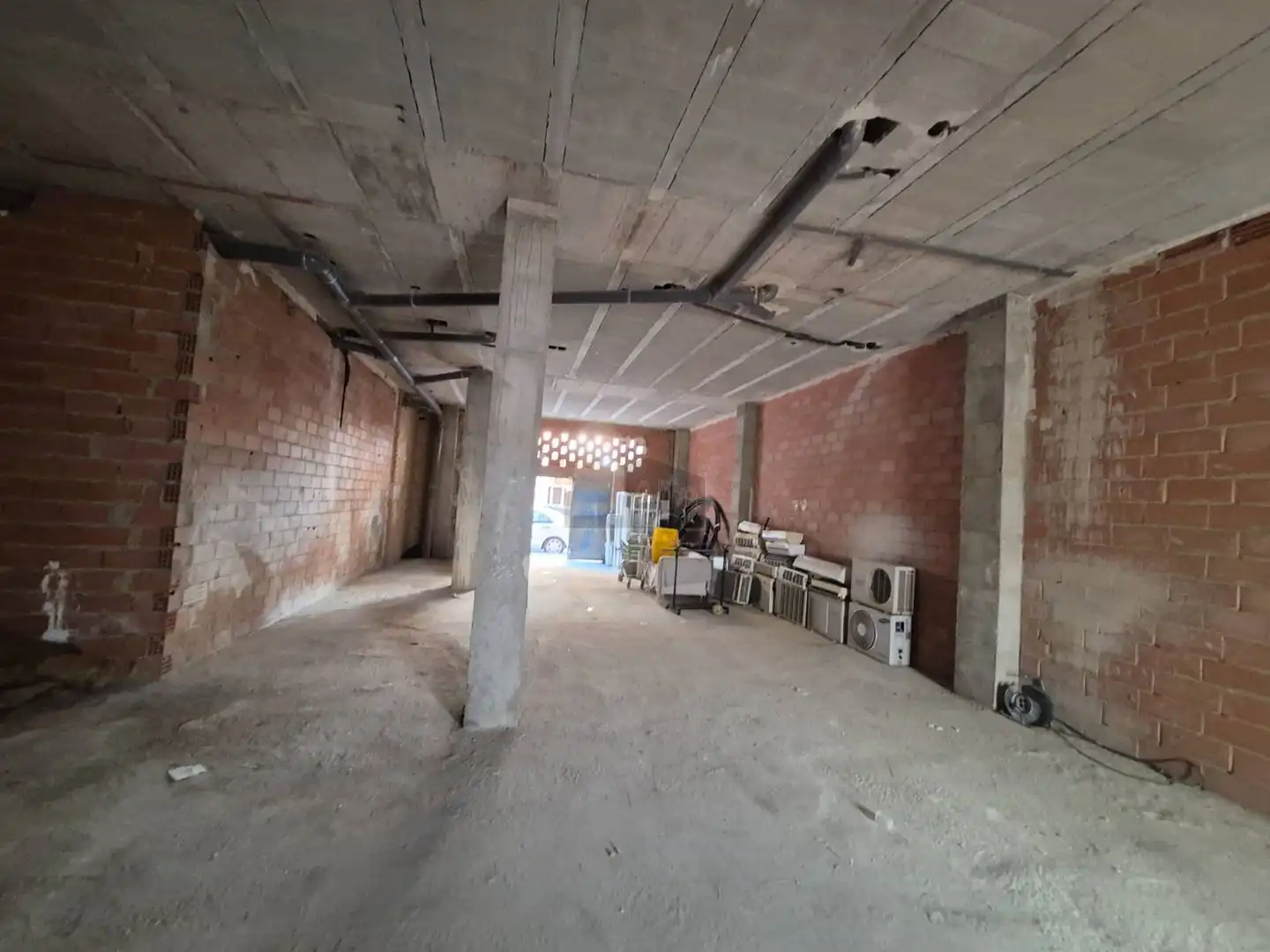 Commercial properties for rent in Carrer Luis Vives, 4, Pobla de Farnals
