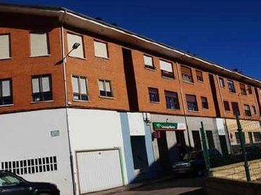 Pis en venda a Villamanín