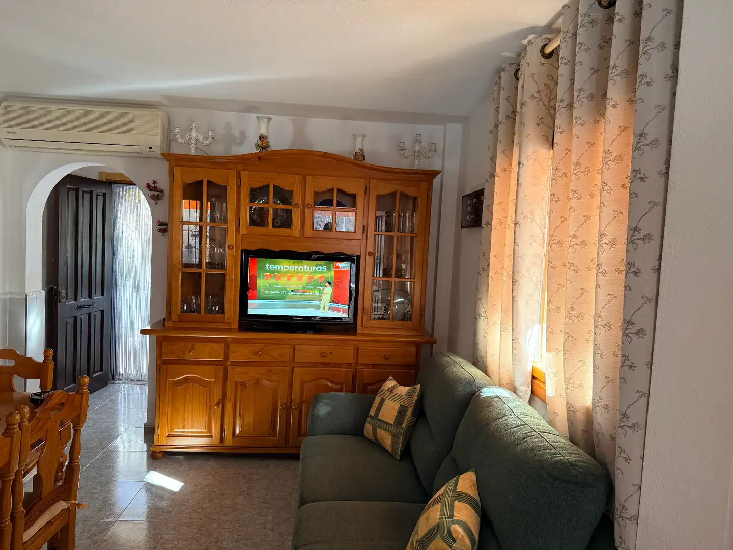 Detached homes for sale in Calle Pantano Uret, Los Urrutias