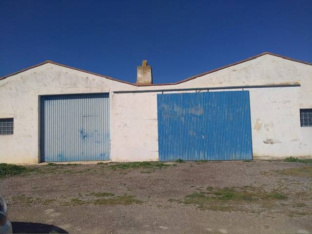 Nave industrial en Venta en Calle el Tejar en Pina de Ebro