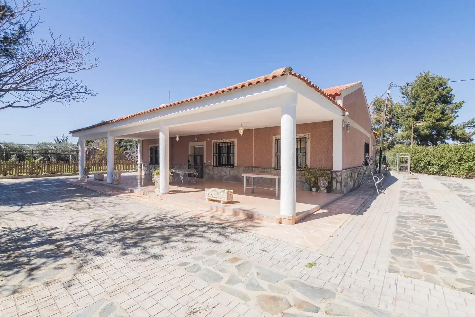 Vista exterior de Casa o chalet en venta en Redován con Jardín privado, Terraza y Piscina