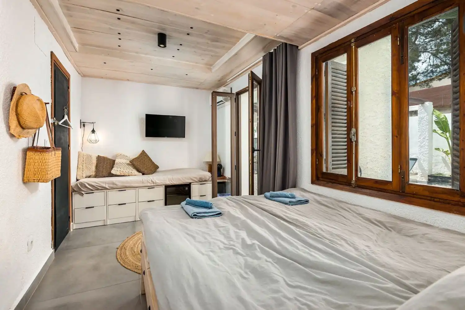 Habitación de Casa adosada en venta en Orihuela con Jardín privado, Terraza y Trastero