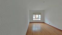 Bedroom of Flat for sale in Zamora Capital   with Parquet flooring, Terrace and Storage room