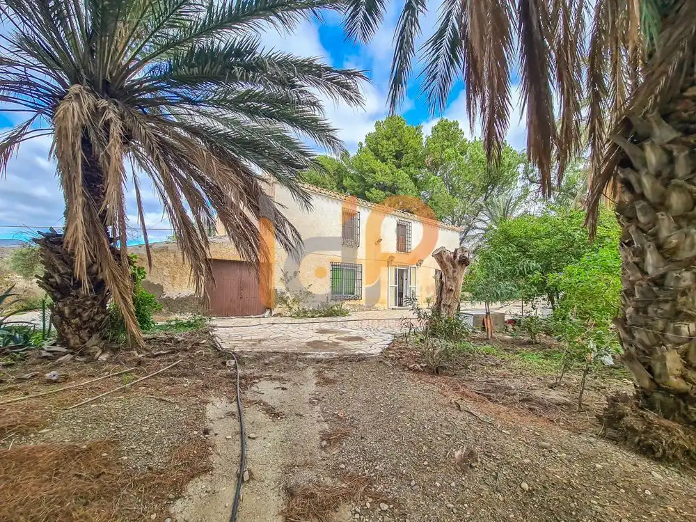 Houses for sale in Partaloa  with Storage room