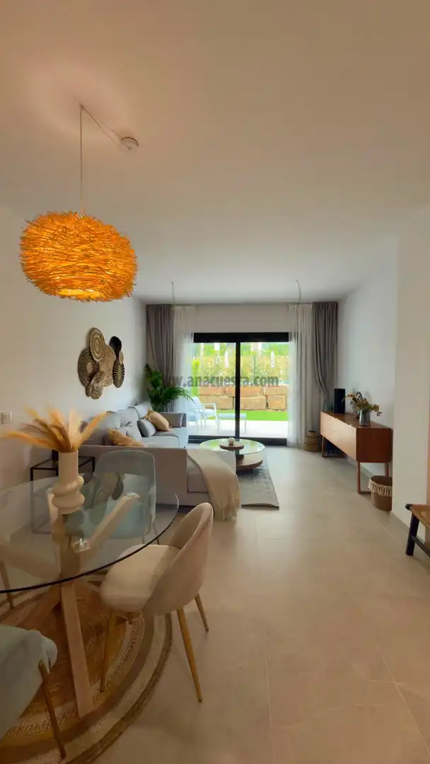Appartement compact avec piscine à louer à Carlos Cano 16, imagen 2