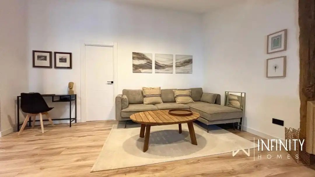 Sala de estar de Ático de alquiler en Bilbao  con Calefacción