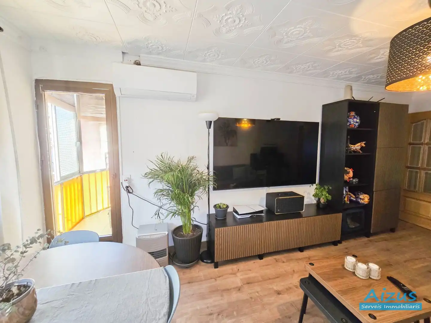 Sala de estar de Piso en venta en Ripollet con Aire acondicionado, Horno y Balcón