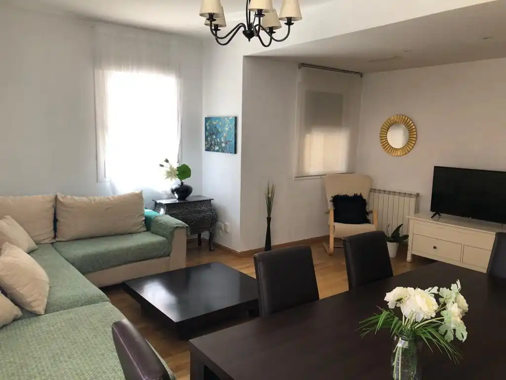 Sala de estar de Piso de alquiler en Zaragoza con Calefacción, Amueblado y Horno