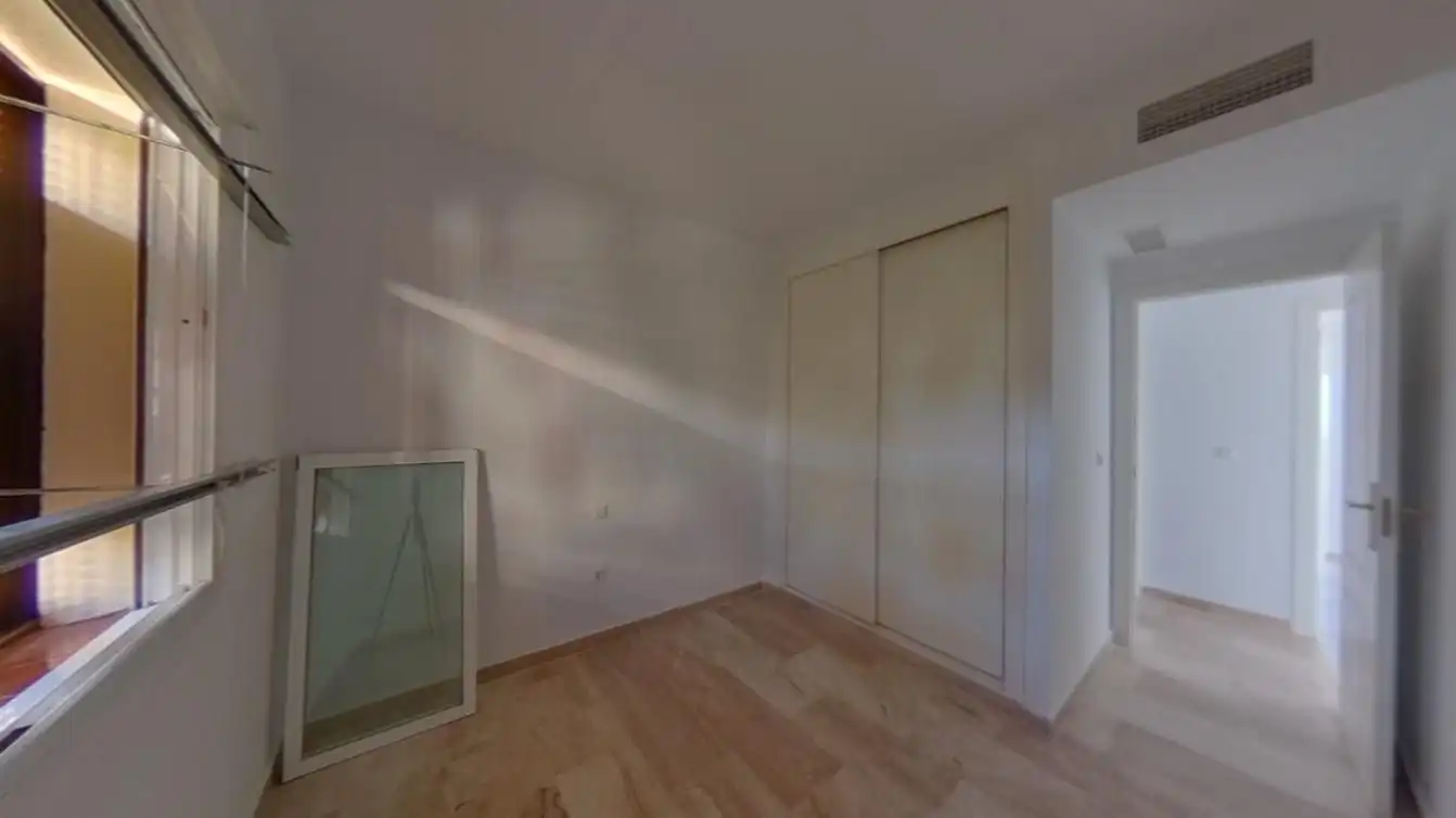 Bedroom of Flat for sale in Mijas