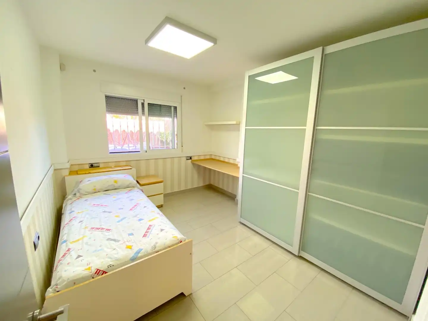 Habitación de Casa adosada en venta en Mazarrón con Piscina comunitaria