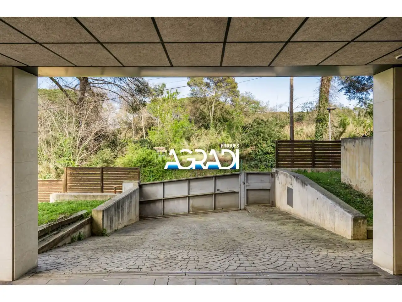 Exterior view of Houses for sale in Les Franqueses del Vallès  with Air Conditioner, Heating and Private garden