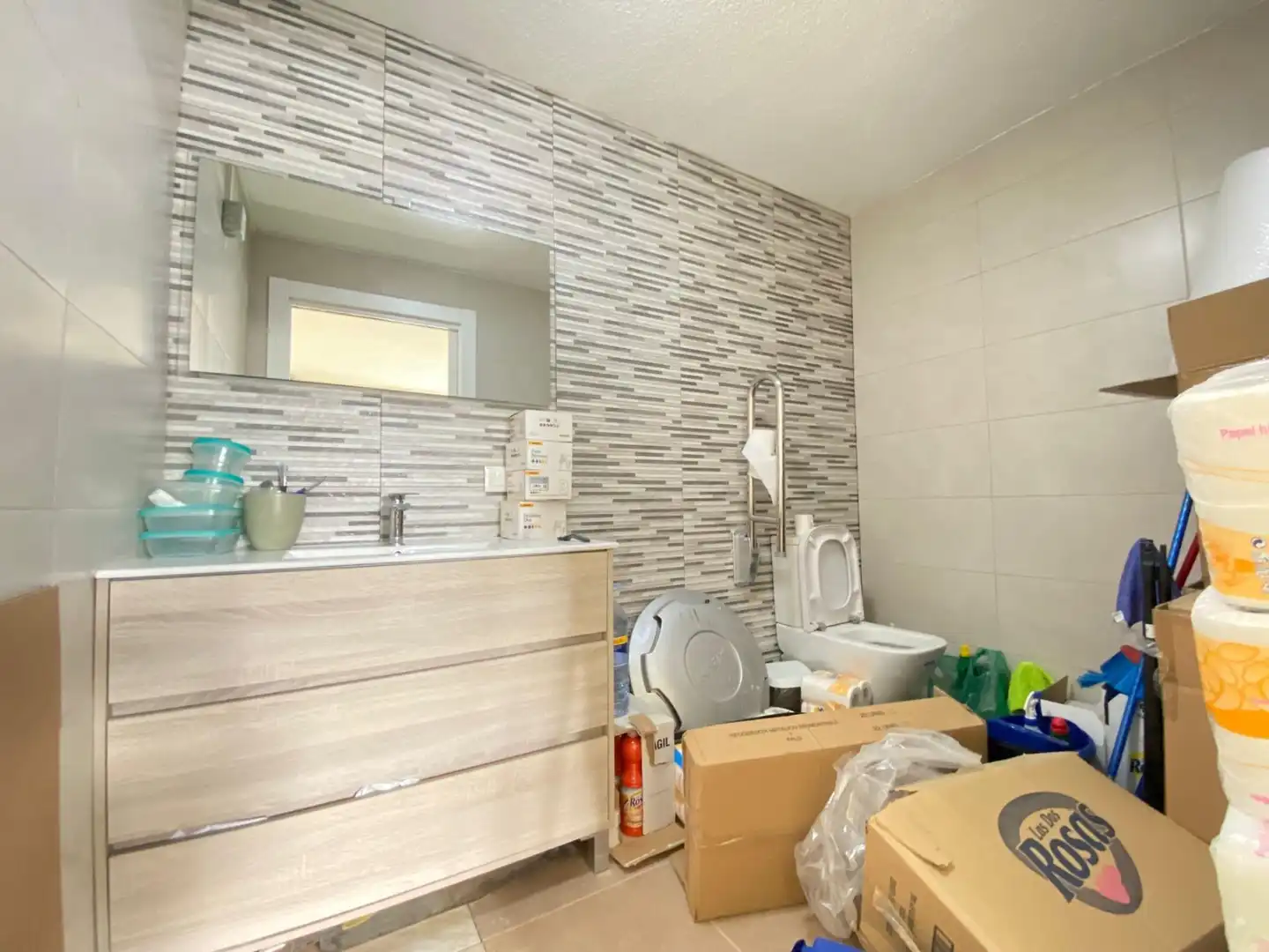 Badezimmer von Fabrikhallen zur Miete in Alicante / Alacant