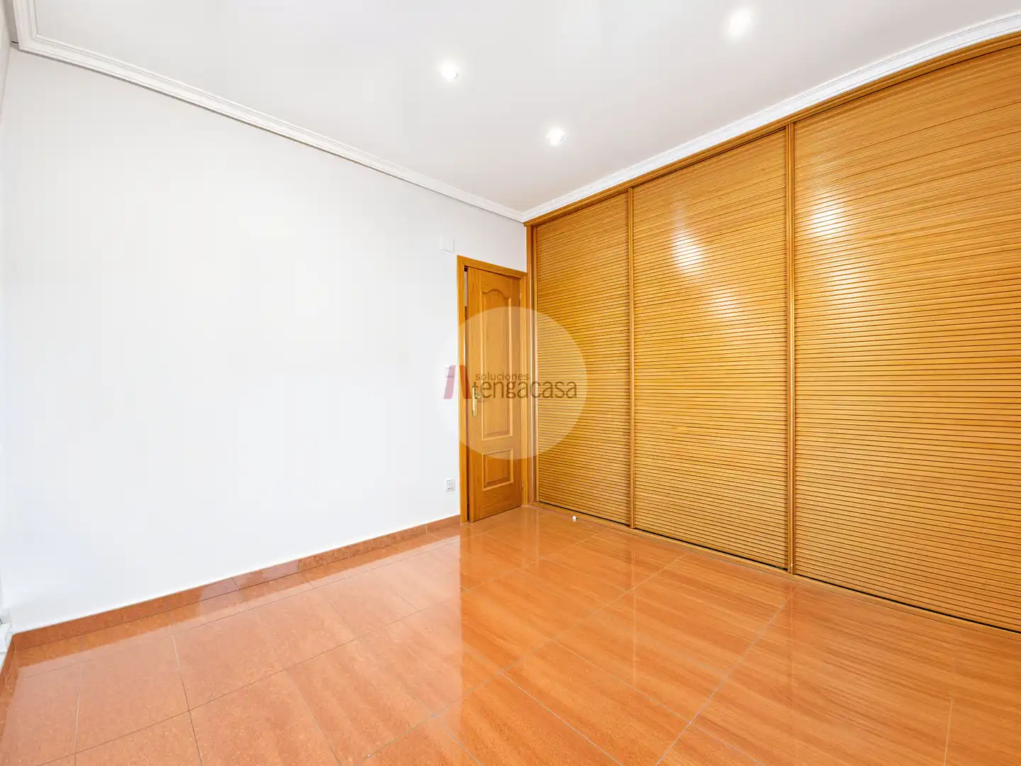 Bedroom of Flat for rent in Madrid  with Air Conditioner, Heating and Oven