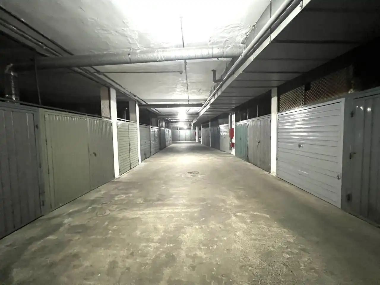 Garaje en venta en Nueva Andalucía